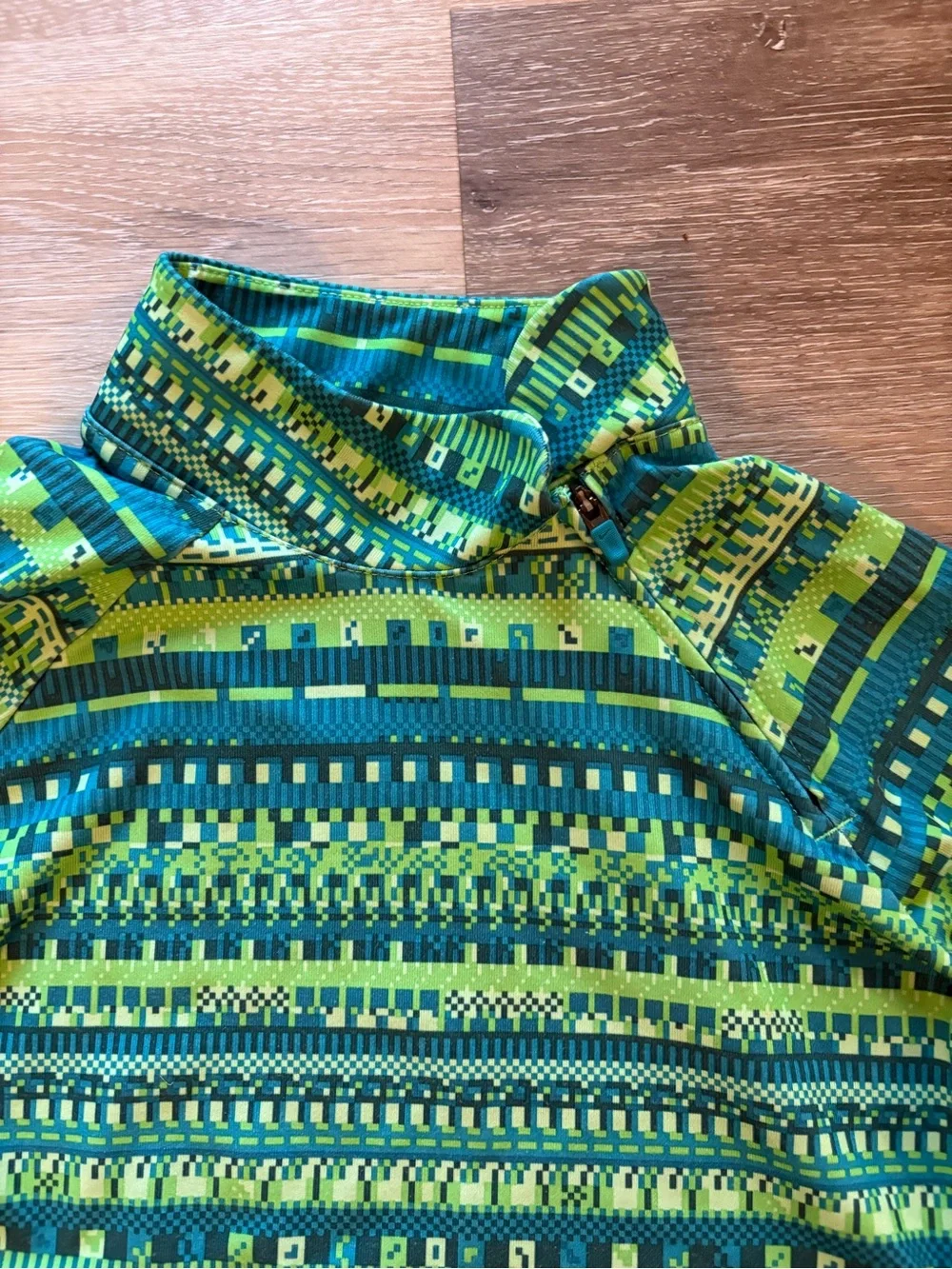 Nike Long-Sleeve Patterned Top in Lime Green and Teal